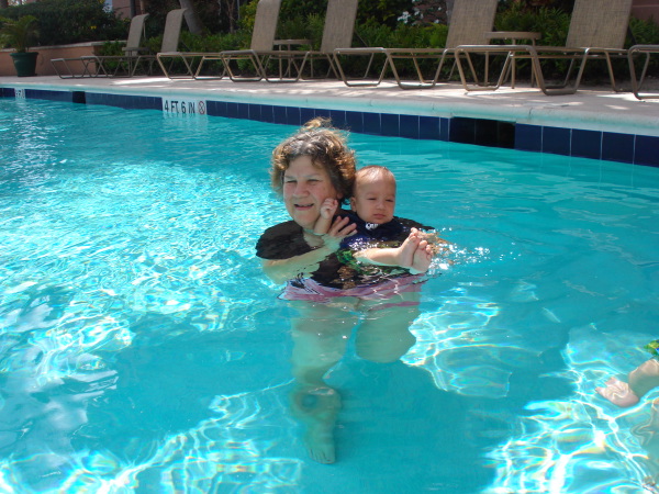 Alyss gives a swim lesson