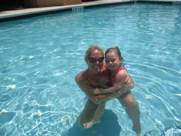 Alyss gives a swim lesson